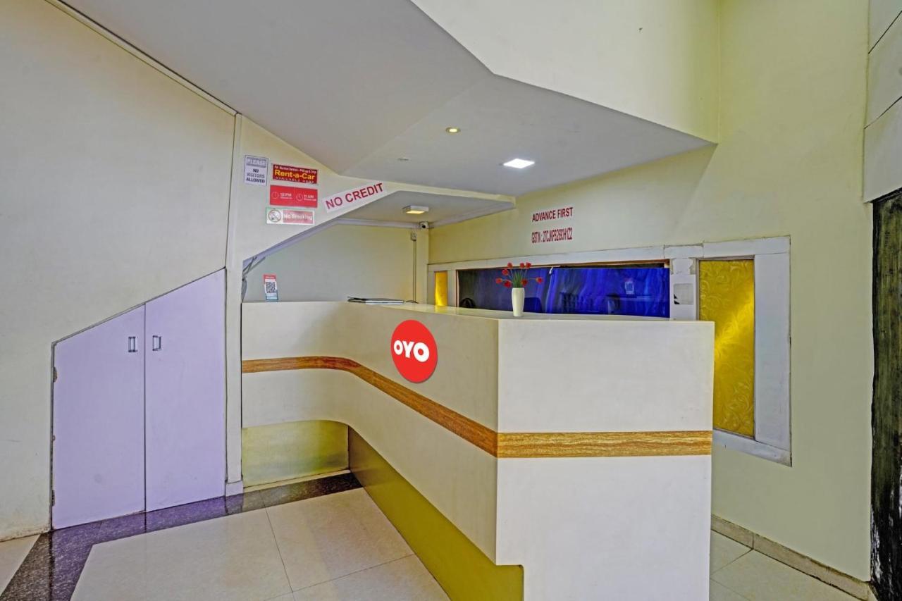 Pop 81030D Hotel Crystal Park Jogeshwari Bombay Eksteriør billede